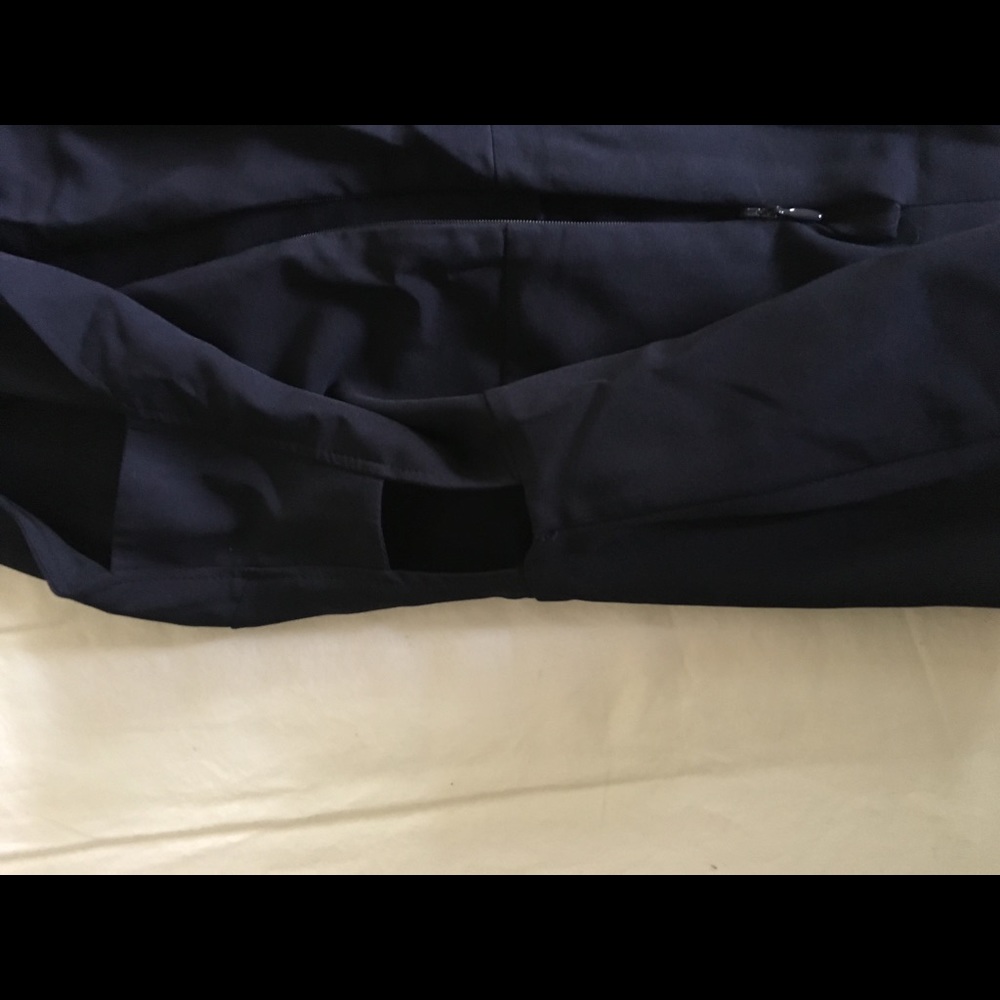 Blue tank - Picture 3 of 3